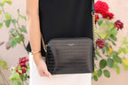 Petit sac bandoulière chaîne argentée motif crocodile David Jones