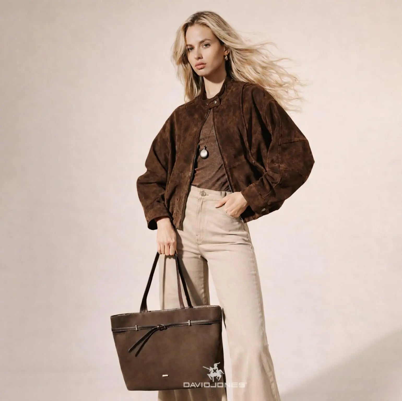 Grand sac à main shopping daim David Jones