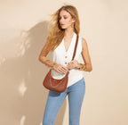 Petit sac porté épaule forme banane David Jones