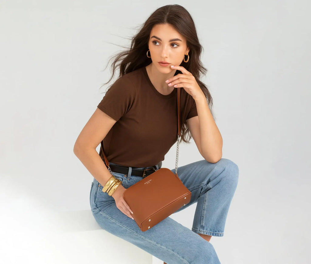 Petit sac bandoulière chaîne semi-rigide David Jones